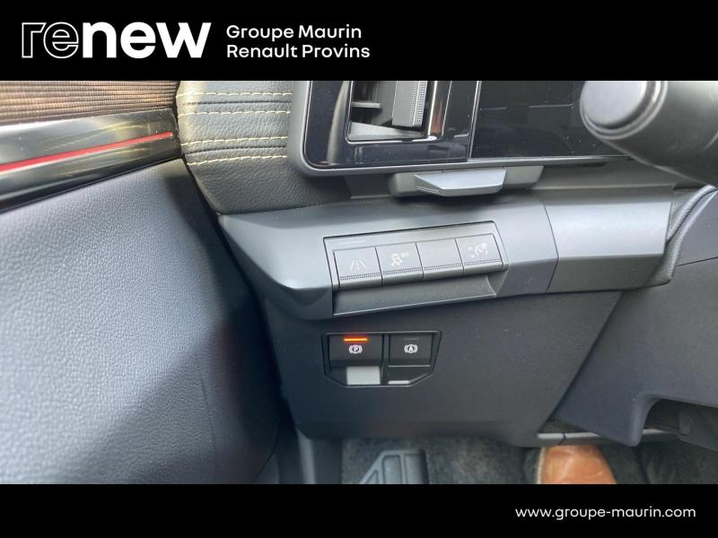 Photo 19 de l’annonce de RENAULT Megane d’occasion à vendre à PROVINS