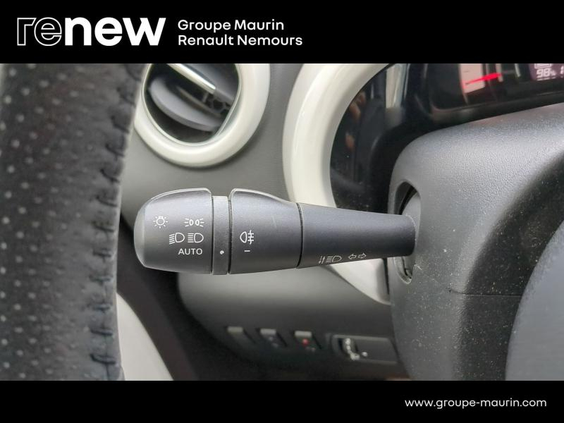 Photo 20 de l’annonce de RENAULT Twingo d’occasion à vendre à SAINT PIERRE LES NEMOURS