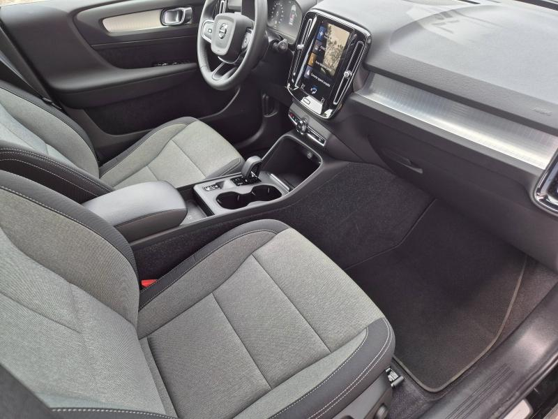 Photo 16 de l’annonce de VOLVO XC40 d’occasion à vendre à AVIGNON