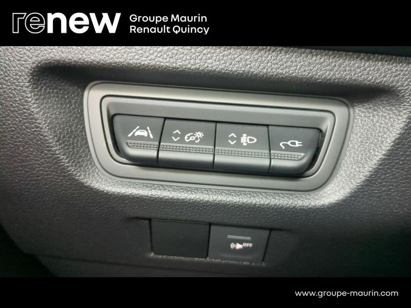 Photo 14 de l’annonce de RENAULT Zoe d’occasion à vendre à QUINCY-SOUS-SÉNART