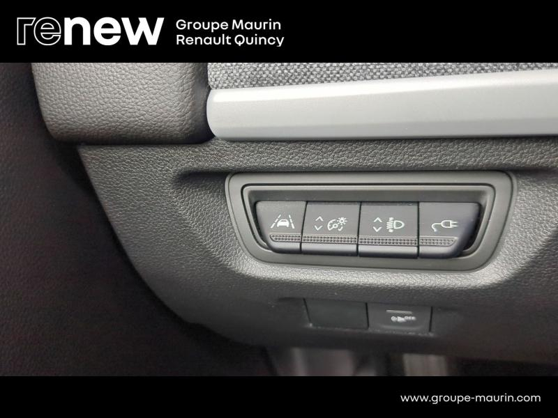 Photo 13 de l’annonce de RENAULT Zoe d’occasion à vendre à QUINCY-SOUS-SÉNART