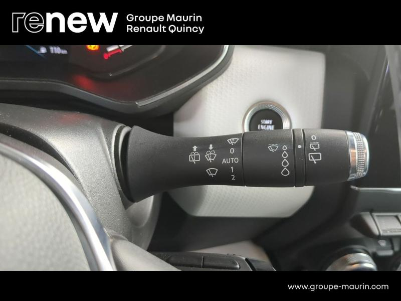 Photo 16 de l’annonce de RENAULT Clio d’occasion à vendre à QUINCY-SOUS-SÉNART