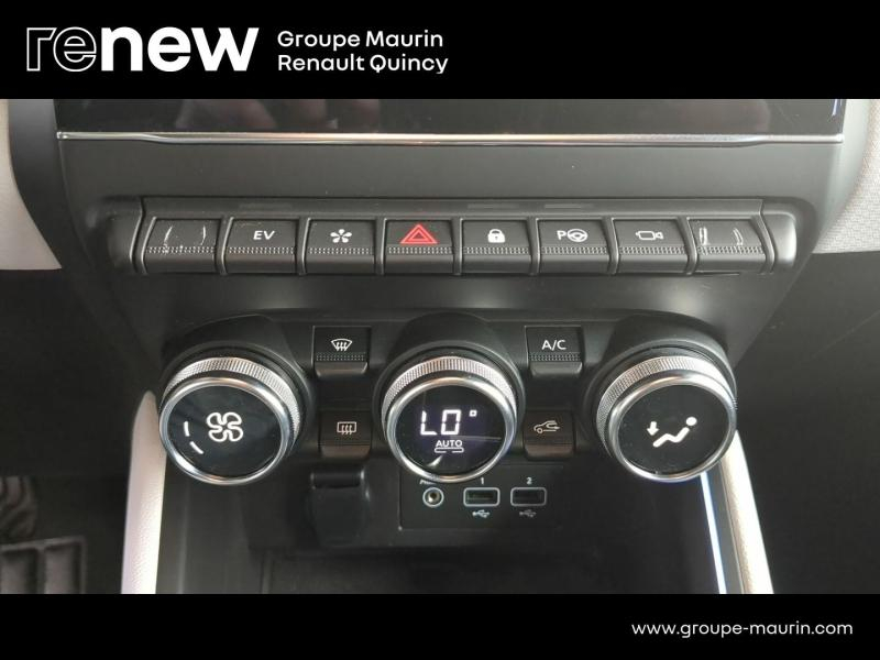 Photo 18 de l’annonce de RENAULT Clio d’occasion à vendre à QUINCY-SOUS-SÉNART
