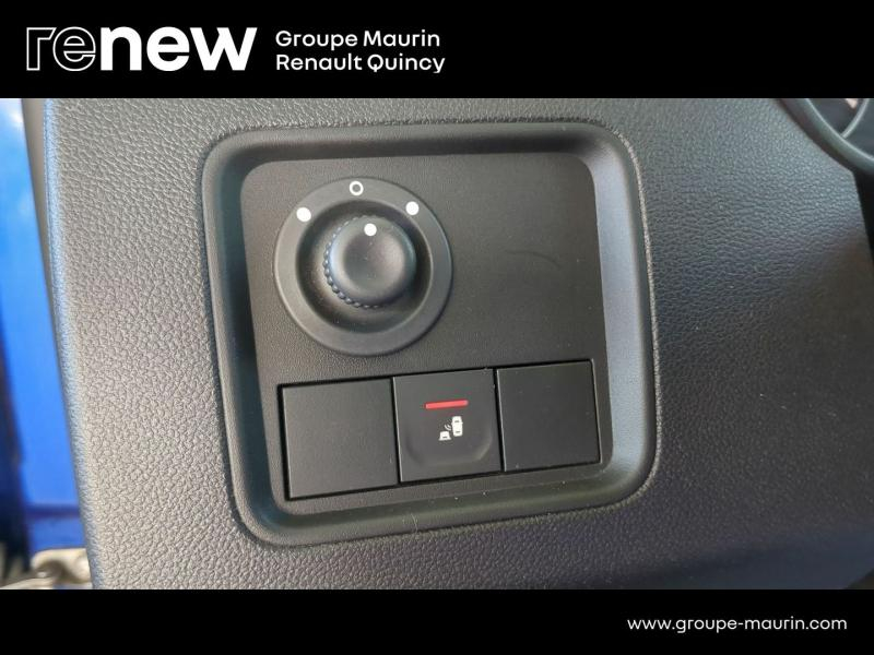 Photo 13 de l’annonce de DACIA Duster d’occasion à vendre à QUINCY-SOUS-SÉNART