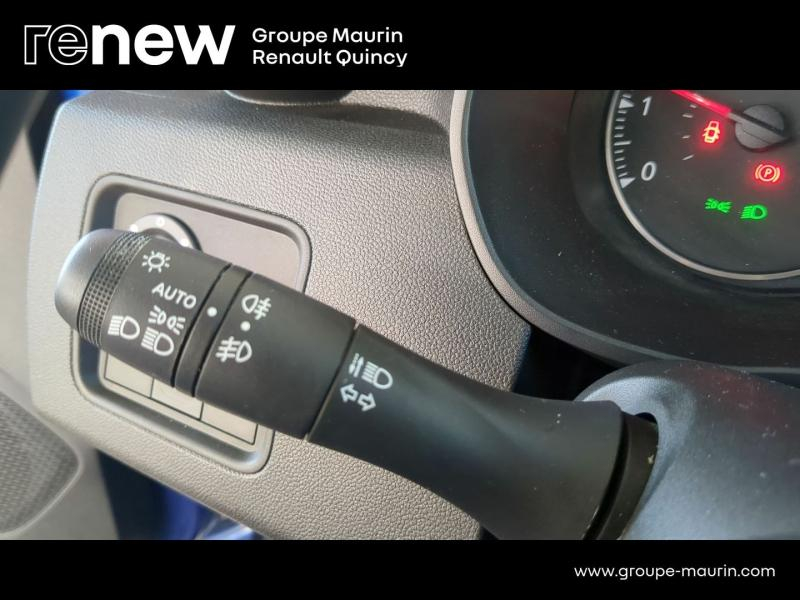 Photo 14 de l’annonce de DACIA Duster d’occasion à vendre à QUINCY-SOUS-SÉNART