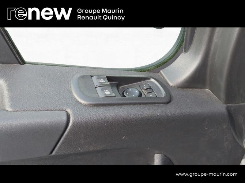 Photo 8 de l’annonce de RENAULT Master Fg VUL d’occasion à vendre à QUINCY-SOUS-SÉNART