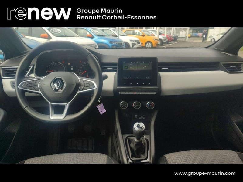 Photo 14 de l’annonce de RENAULT Clio d’occasion à vendre à CORBEIL-ESSONNES