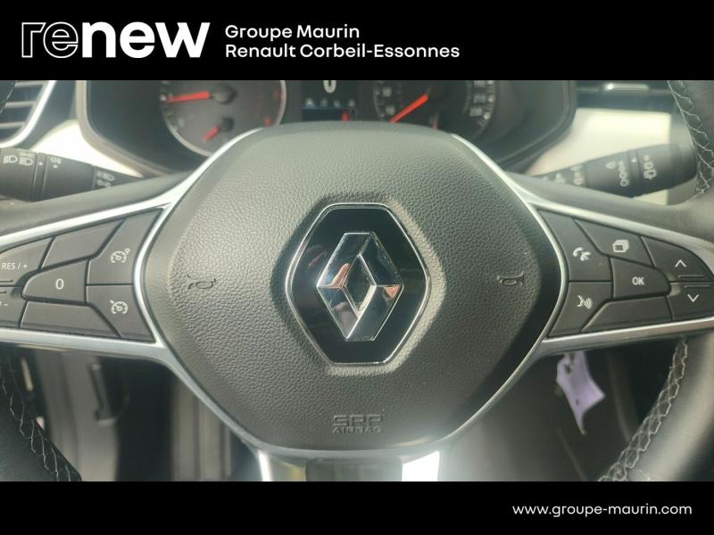 Photo 16 de l’annonce de RENAULT Clio d’occasion à vendre à CORBEIL-ESSONNES