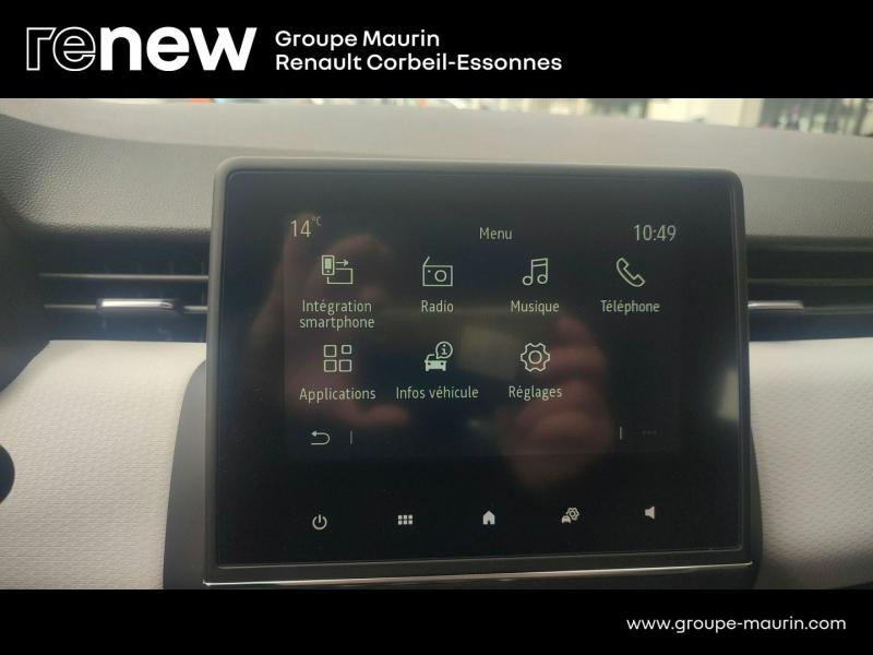 Photo 18 de l’annonce de RENAULT Clio d’occasion à vendre à CORBEIL-ESSONNES
