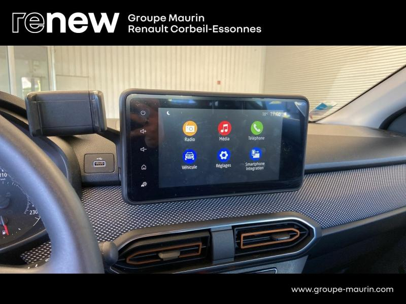 Photo 13 de l’annonce de DACIA Sandero d’occasion à vendre à CORBEIL-ESSONNES
