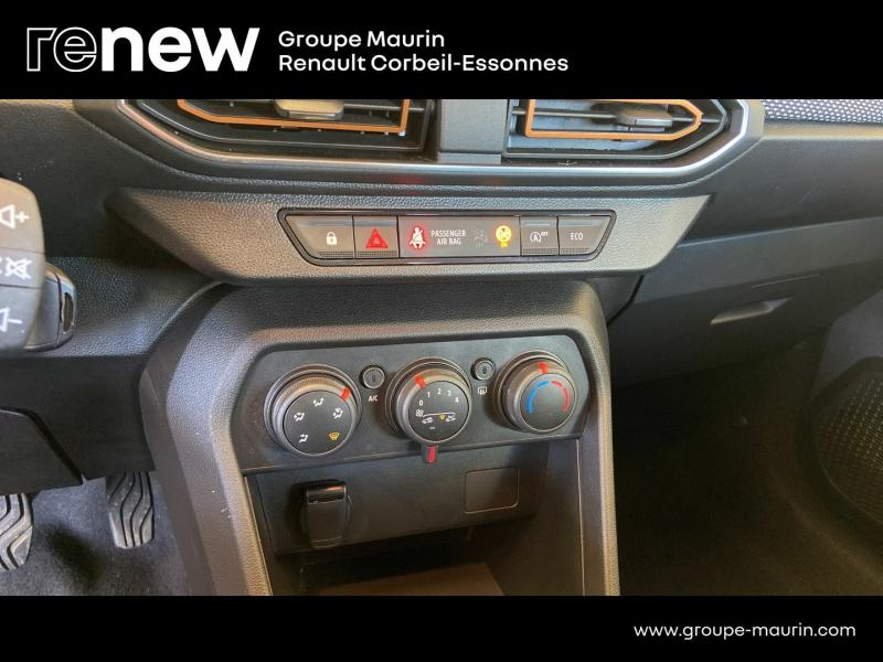 Photo 14 de l’annonce de DACIA Sandero d’occasion à vendre à CORBEIL-ESSONNES