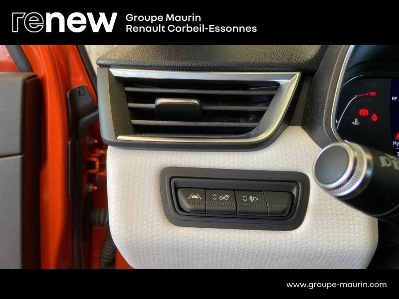 Photo 16 de l’annonce de RENAULT Clio d’occasion à vendre à CORBEIL-ESSONNES