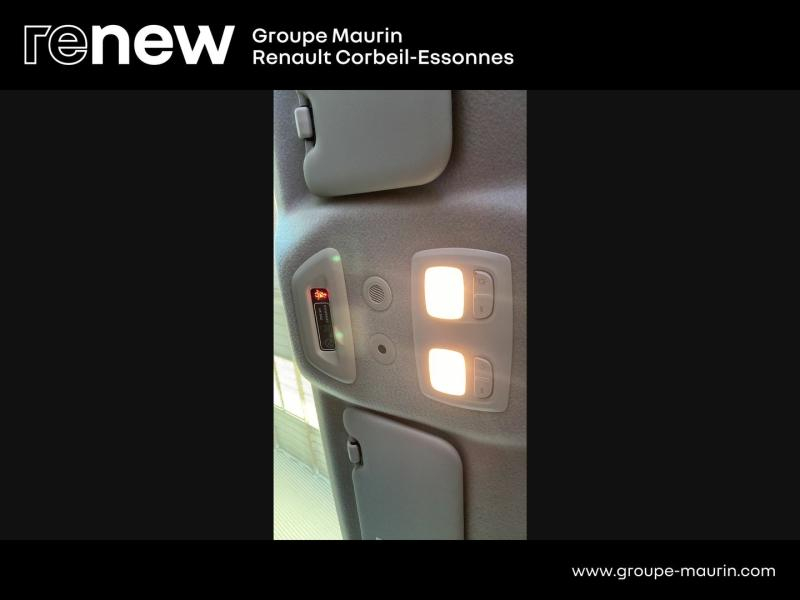 Photo 15 de l’annonce de DACIA Duster d’occasion à vendre à CORBEIL-ESSONNES