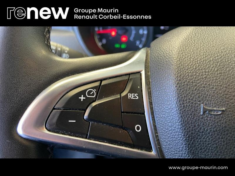 Photo 16 de l’annonce de DACIA Duster d’occasion à vendre à CORBEIL-ESSONNES
