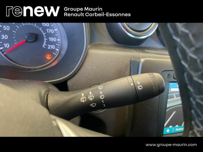 Photo 18 de l’annonce de DACIA Duster d’occasion à vendre à CORBEIL-ESSONNES