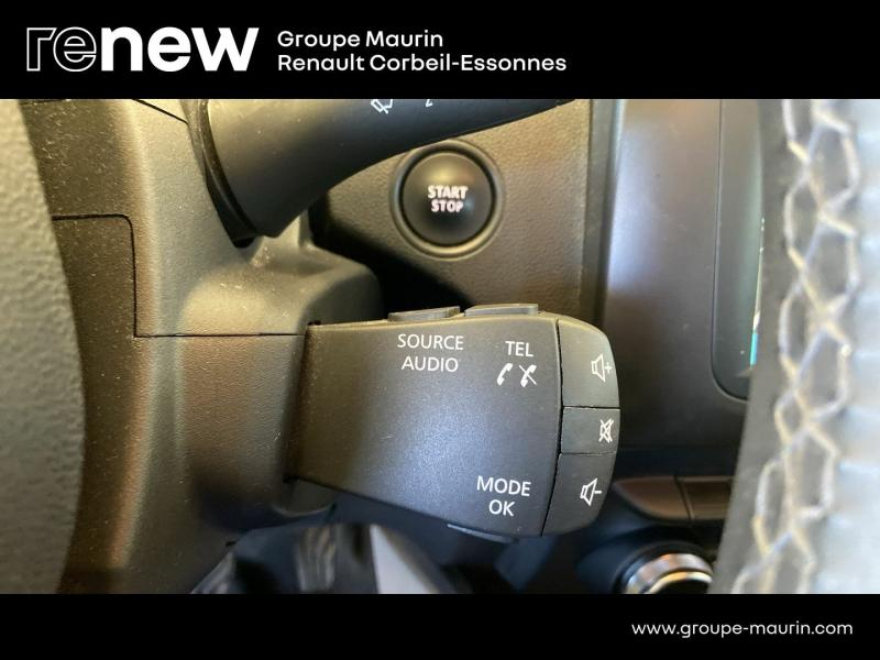 Photo 20 de l’annonce de DACIA Duster d’occasion à vendre à CORBEIL-ESSONNES