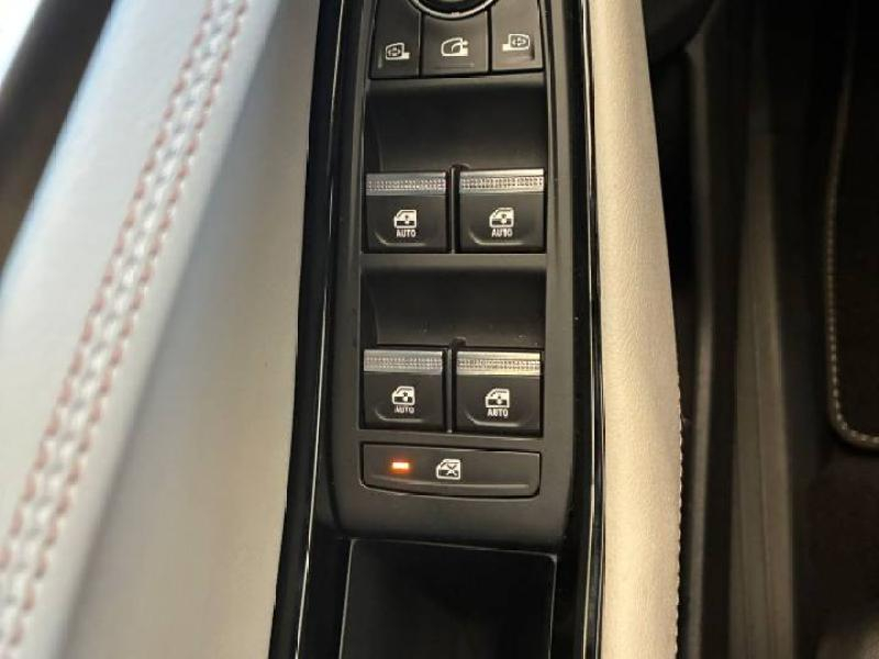 Photo 13 de l’annonce de RENAULT Espace d’occasion à vendre à CHENNEVIÈRES-SUR-MARNE