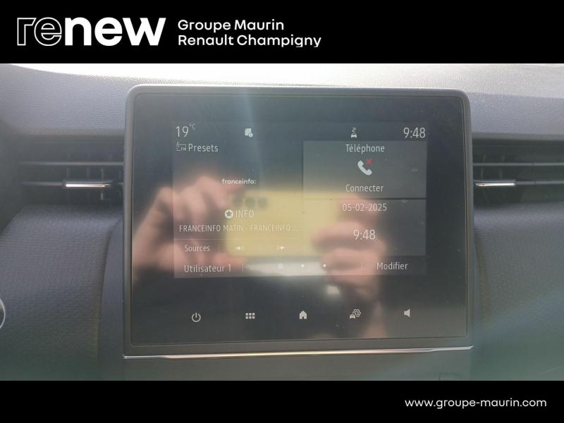 Photo 12 de l’annonce de RENAULT Clio d’occasion à vendre à CHAMPIGNY-SUR-MARNE