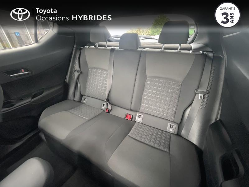 Photo 12 de l’annonce de TOYOTA C-HR d’occasion à vendre à AUBIÈRE