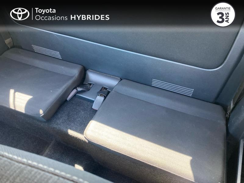 Photo 12 de l’annonce de TOYOTA Hilux VUL d’occasion à vendre à AUBIÈRE
