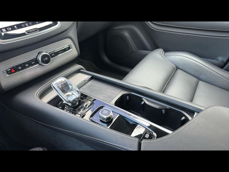 Photo 11 de l’annonce de VOLVO XC90 d’occasion à vendre à AIX-EN-PROVENCE