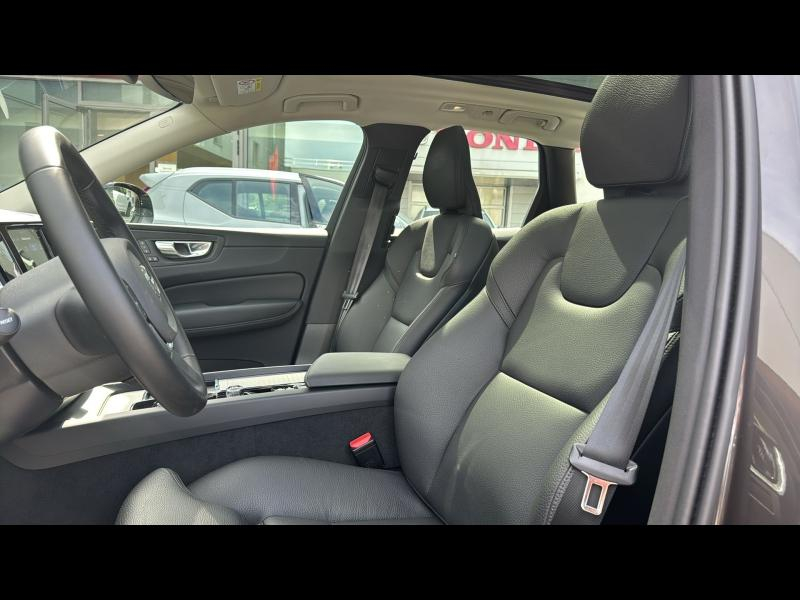 Photo 5 de l’annonce de VOLVO XC60 d’occasion à vendre à AIX-EN-PROVENCE
