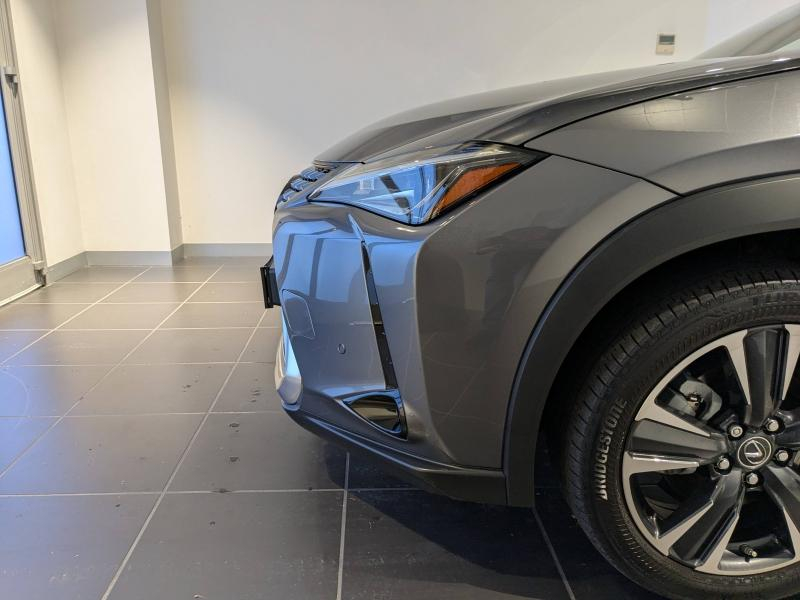Photo 13 de l’annonce de LEXUS UX d’occasion à vendre à AUBIÈRE
