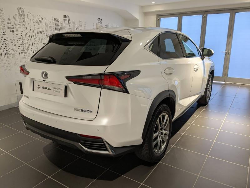 Photo 13 de l’annonce de LEXUS NX d’occasion à vendre à AUBIÈRE
