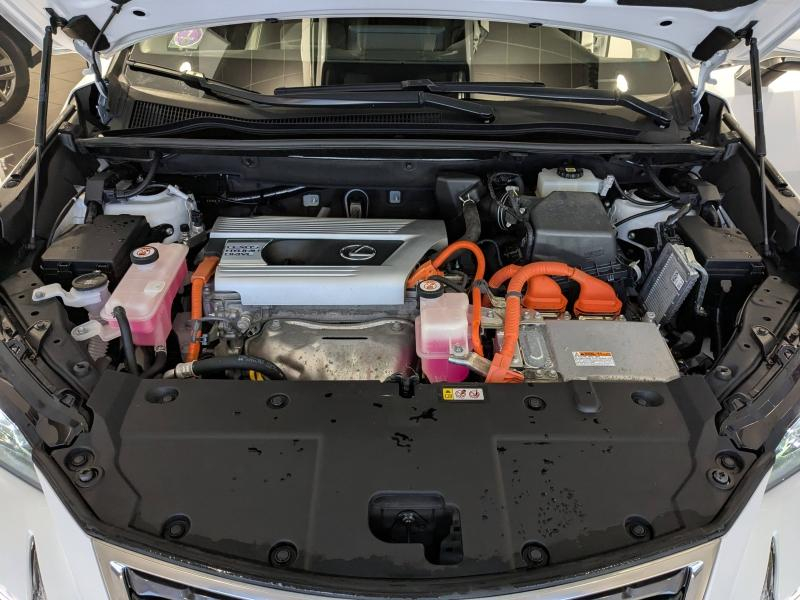 Photo 16 de l’annonce de LEXUS NX d’occasion à vendre à AUBIÈRE