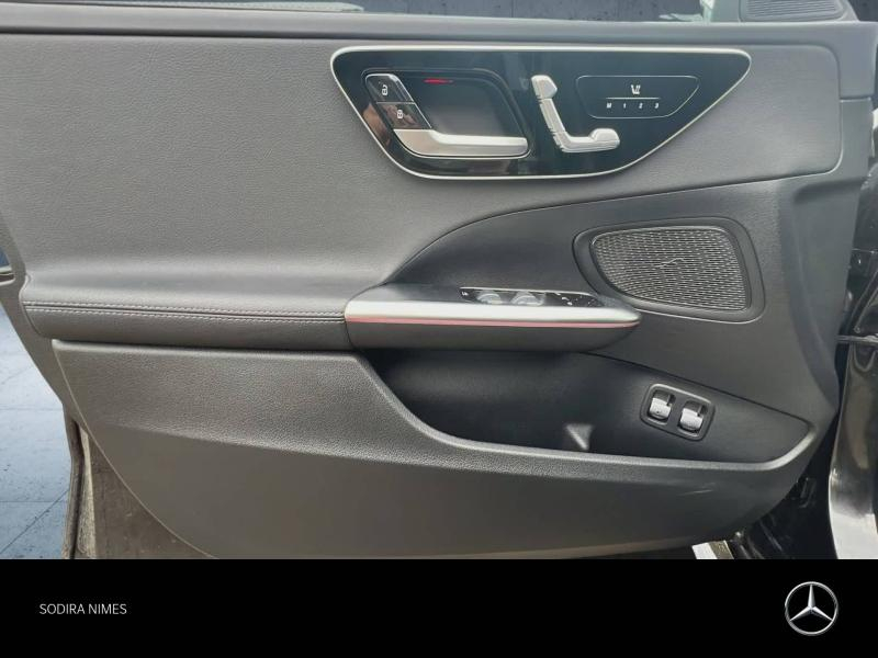 Photo 18 de l’annonce de MERCEDES-BENZ Classe C d’occasion à vendre à NIMES