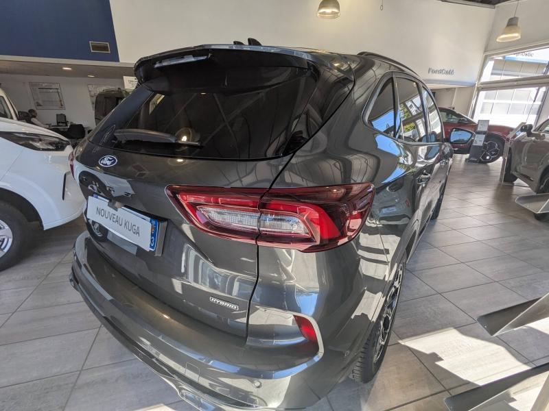 Photo 6 de l’annonce de FORD Kuga d’occasion à vendre à DRAGUIGNAN
