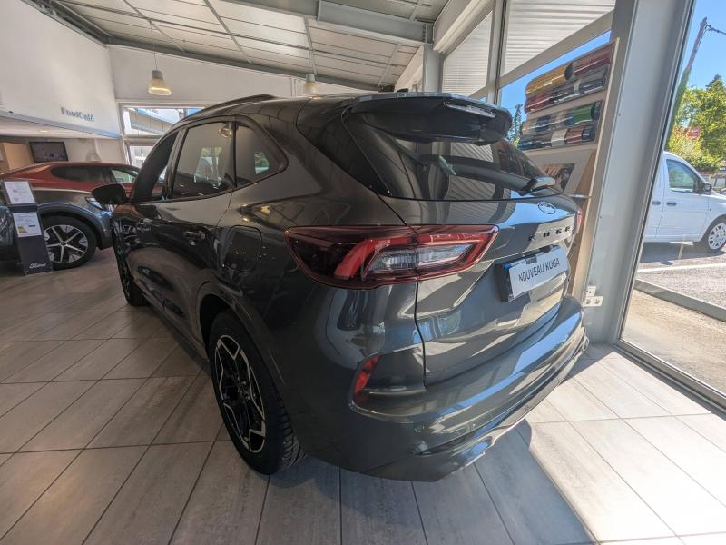 Photo 8 de l’annonce de FORD Kuga d’occasion à vendre à DRAGUIGNAN