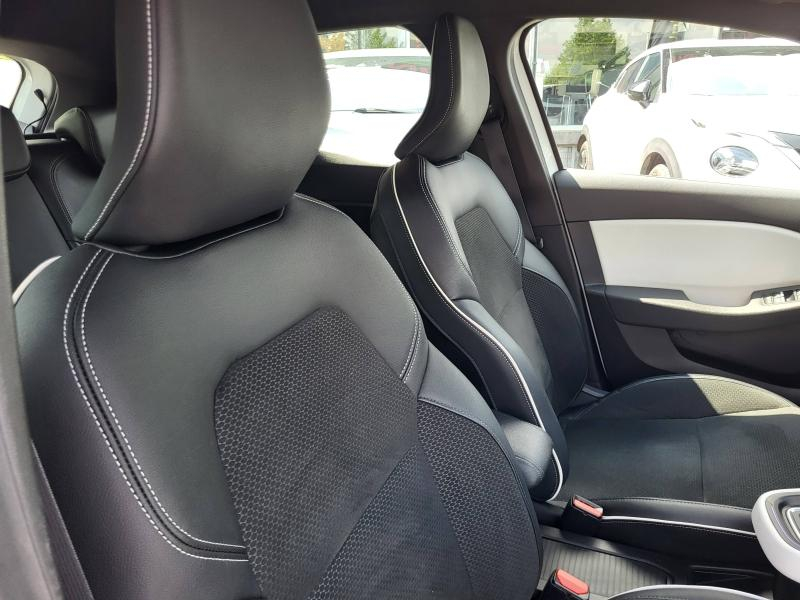Photo 5 de l’annonce de RENAULT Clio d’occasion à vendre à ANNECY