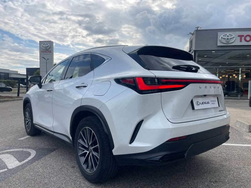 Photo 3 de l’annonce de LEXUS NX d’occasion à vendre à MONTFAVET