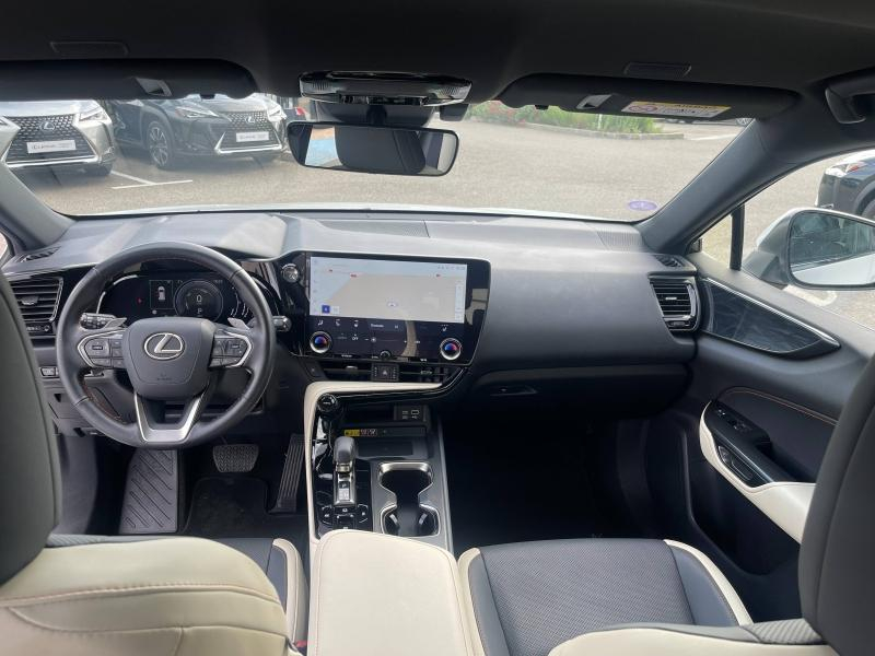 Photo 11 de l’annonce de LEXUS NX d’occasion à vendre à MONTFAVET