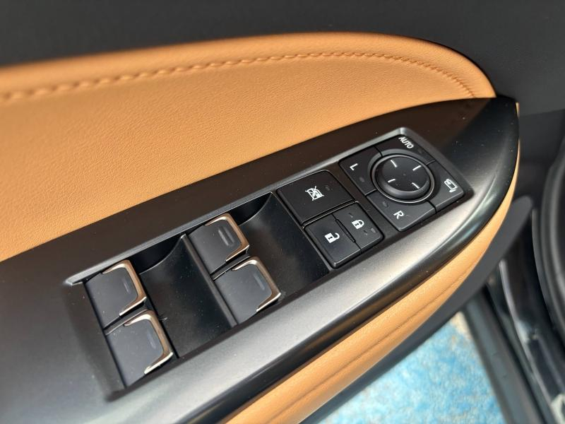 Photo 18 de l’annonce de LEXUS NX d’occasion à vendre à MONTFAVET
