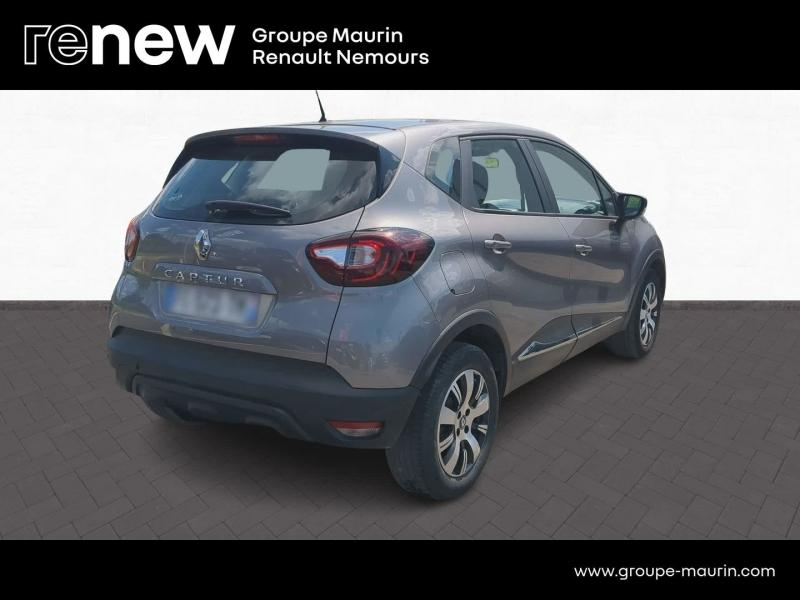 Photo 5 de l’annonce de RENAULT Captur d’occasion à vendre à SAINT PIERRE LES NEMOURS