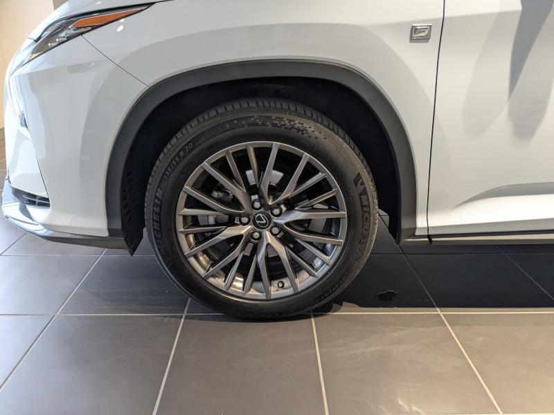 Photo 20 de l’annonce de LEXUS RX d’occasion à vendre à AUBIÈRE