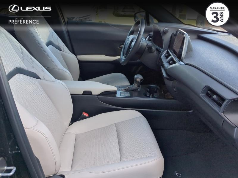 Photo 6 de l’annonce de LEXUS UX d’occasion à vendre à LATTES