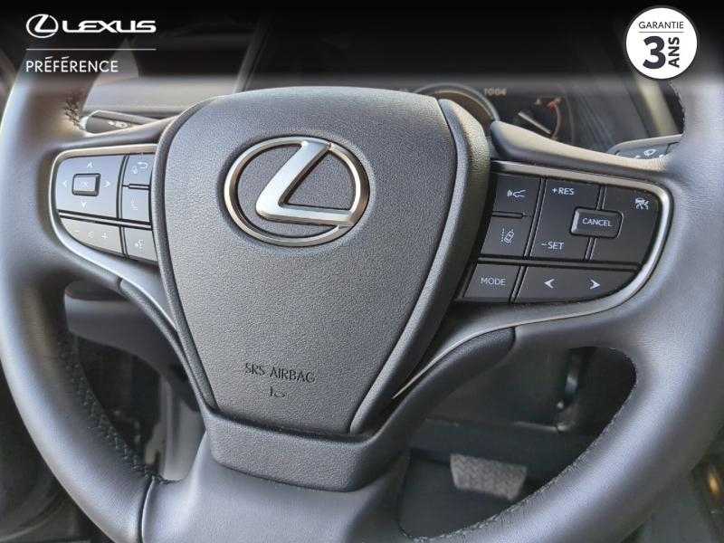 Photo 17 de l’annonce de LEXUS UX d’occasion à vendre à LATTES