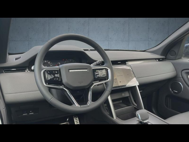 Photo 16 de l’annonce de LAND-ROVER Discovery Sport d’occasion à vendre à Marseille
