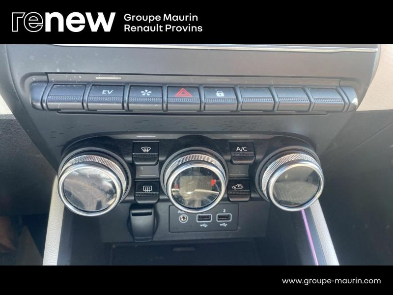 Photo 14 de l’annonce de RENAULT Clio d’occasion à vendre à PROVINS
