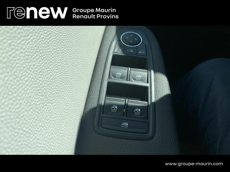Photo 20 de l’annonce de RENAULT Clio d’occasion à vendre à PROVINS
