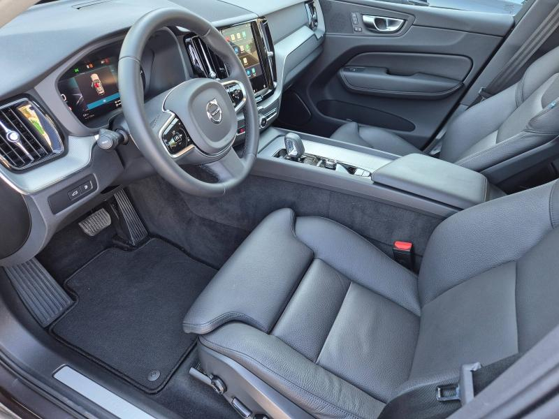 Photo 4 de l’annonce de VOLVO XC60 d’occasion à vendre à AVIGNON