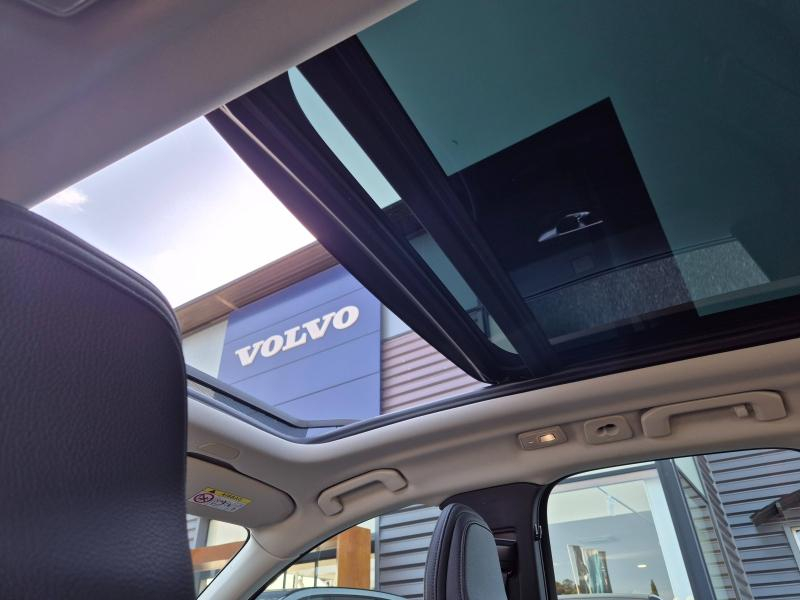 Photo 17 de l’annonce de VOLVO XC60 d’occasion à vendre à AVIGNON