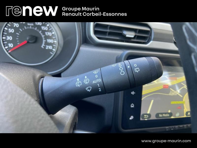 Photo 17 de l’annonce de DACIA Duster d’occasion à vendre à CORBEIL-ESSONNES