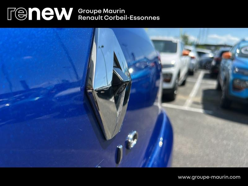 Photo 9 de l’annonce de RENAULT Clio d’occasion à vendre à CORBEIL-ESSONNES