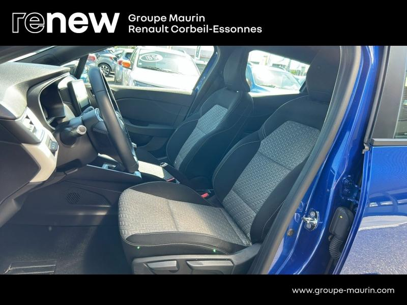Photo 14 de l’annonce de RENAULT Clio d’occasion à vendre à CORBEIL-ESSONNES