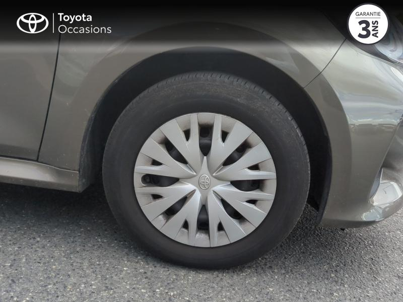 Photo 16 de l’annonce de TOYOTA Yaris d’occasion à vendre à CHARMEIL
