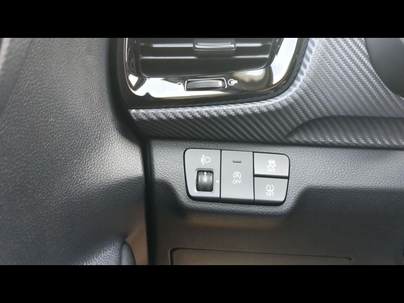 Photo 13 de l’annonce de KIA Stonic d’occasion à vendre à GAP